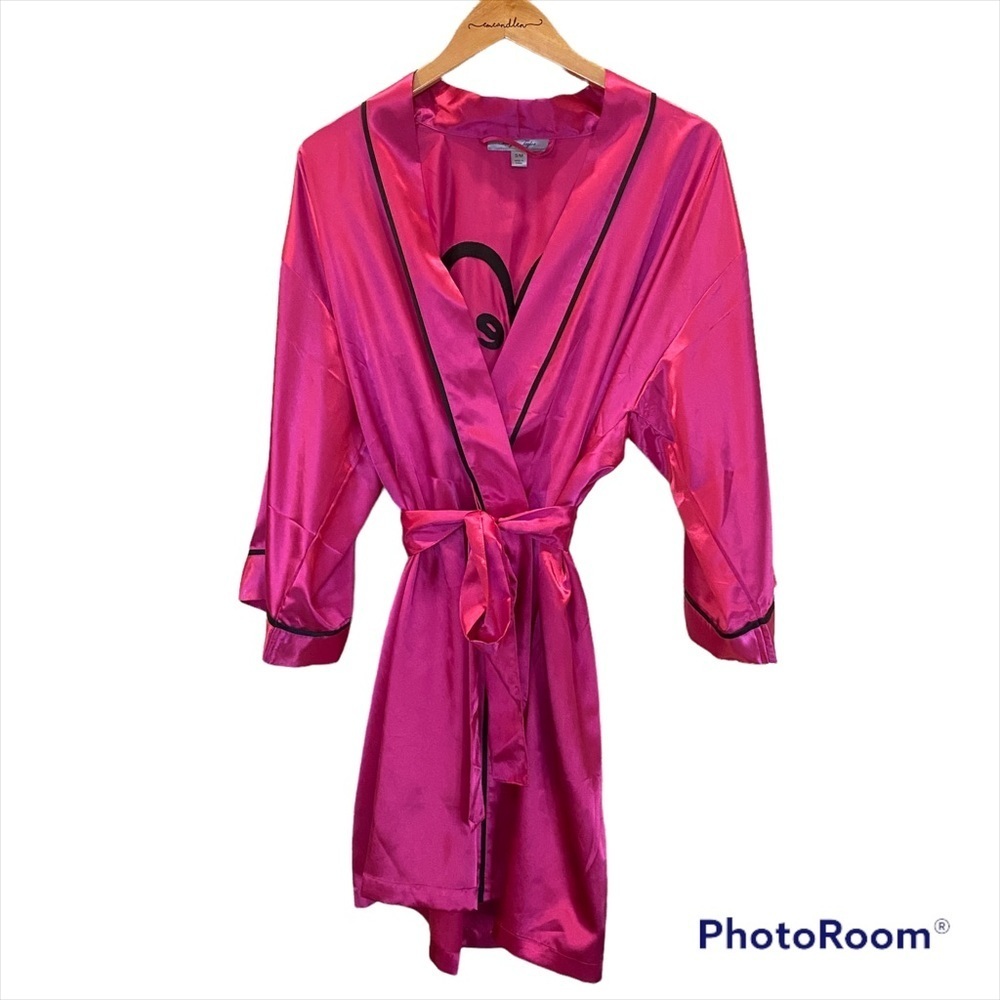 Morgan Taylor intimates pink satiny robe love heart on back short s/m wedding